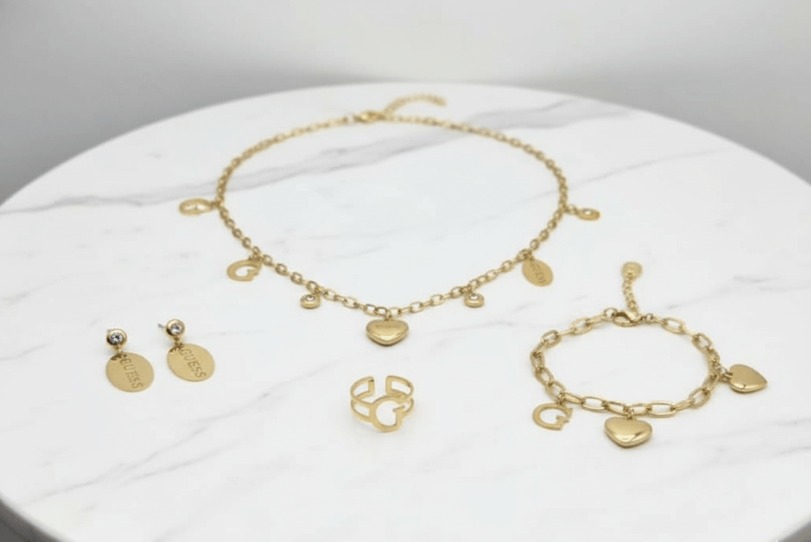 Guess Heart Charm Jewelry Set